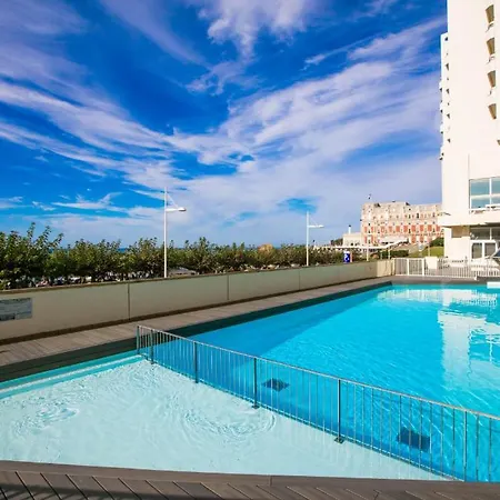 Et Piscine Sur La Grande Διαμέρισμα Μπιαρίτζ